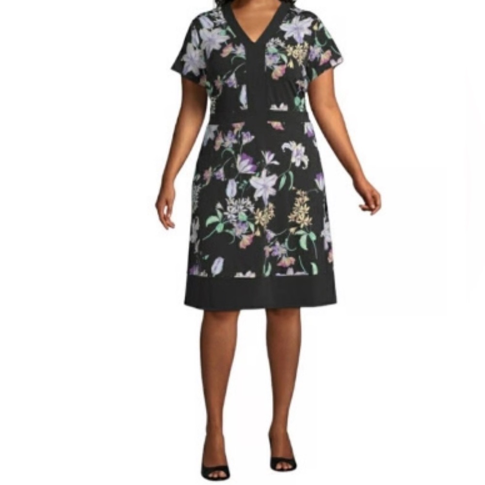 Liz Claiborne Plus Size 2X Black Purple Floral Print Jersey Shift Dress V Neck